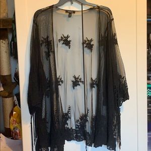 Lace kimono